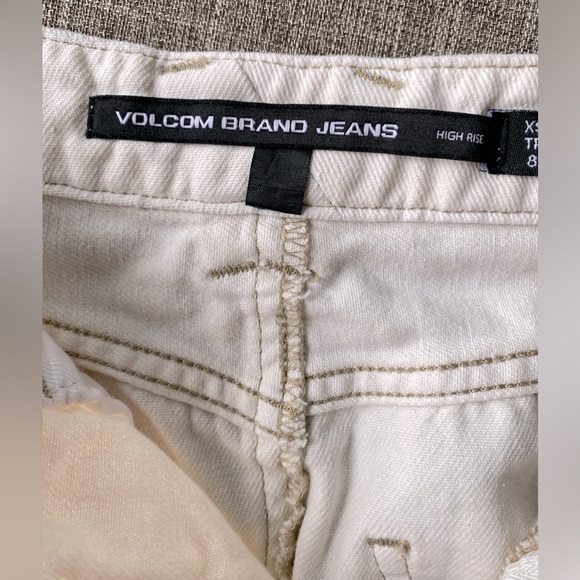 Volcom white denim high waisted skirt - Picture 3 of 3